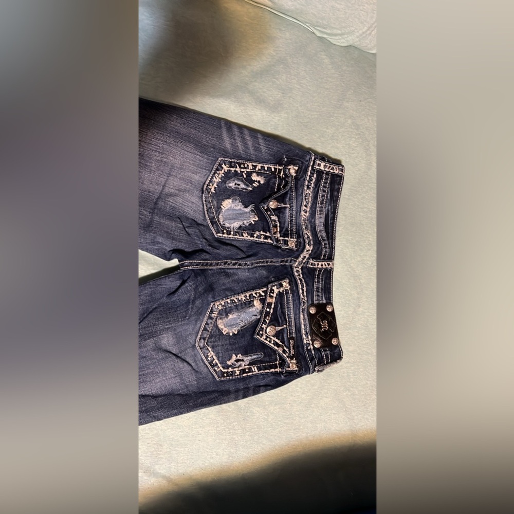 Clothes - Picture 5 of 9